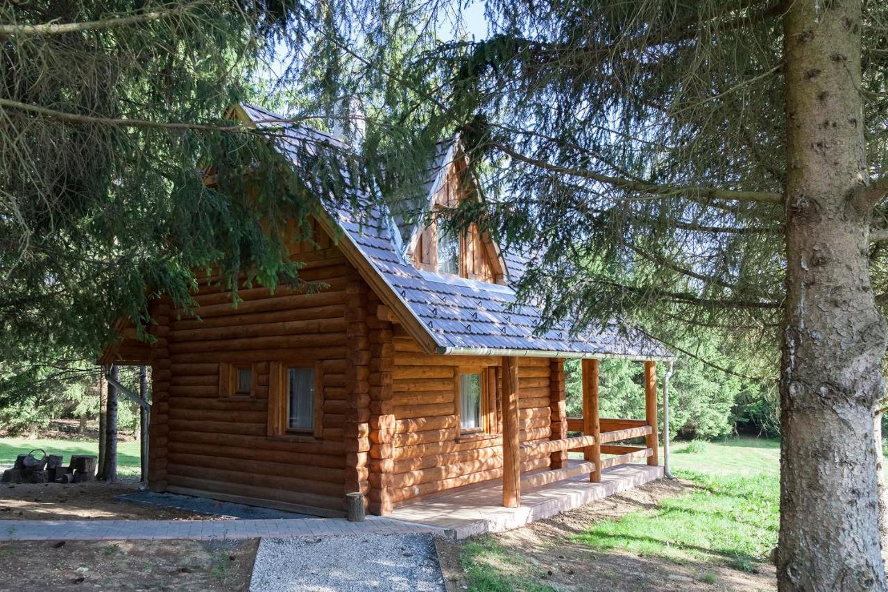 Manka Kisroenkhaz Villa Ispánk Dış mekan fotoğraf