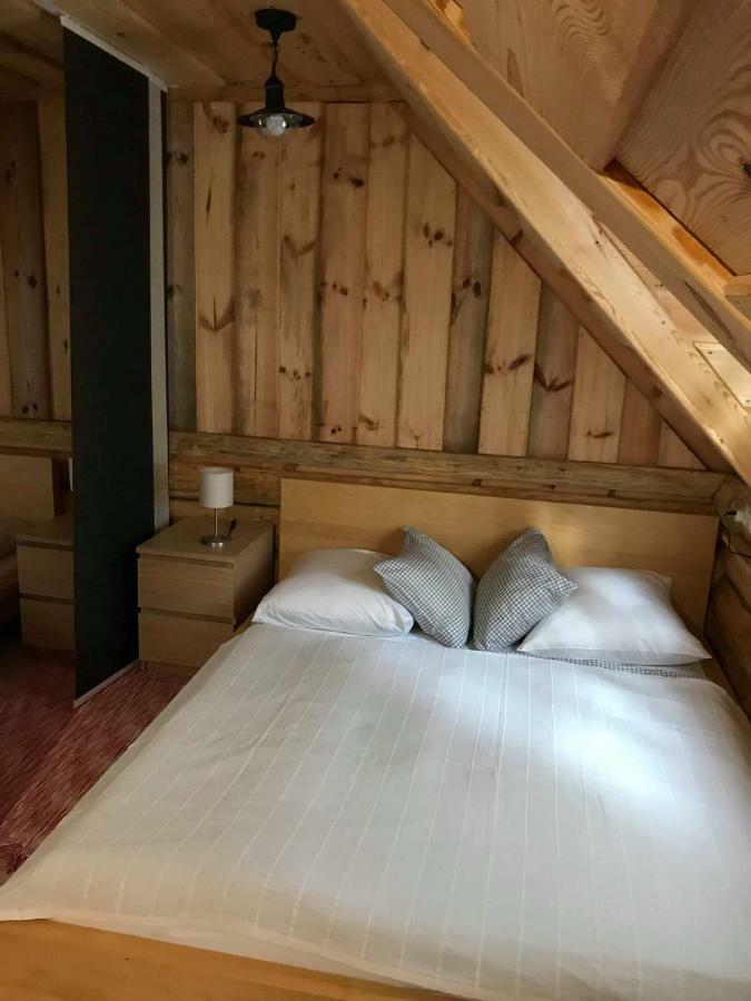 Manka Kisroenkhaz Villa Ispánk Dış mekan fotoğraf